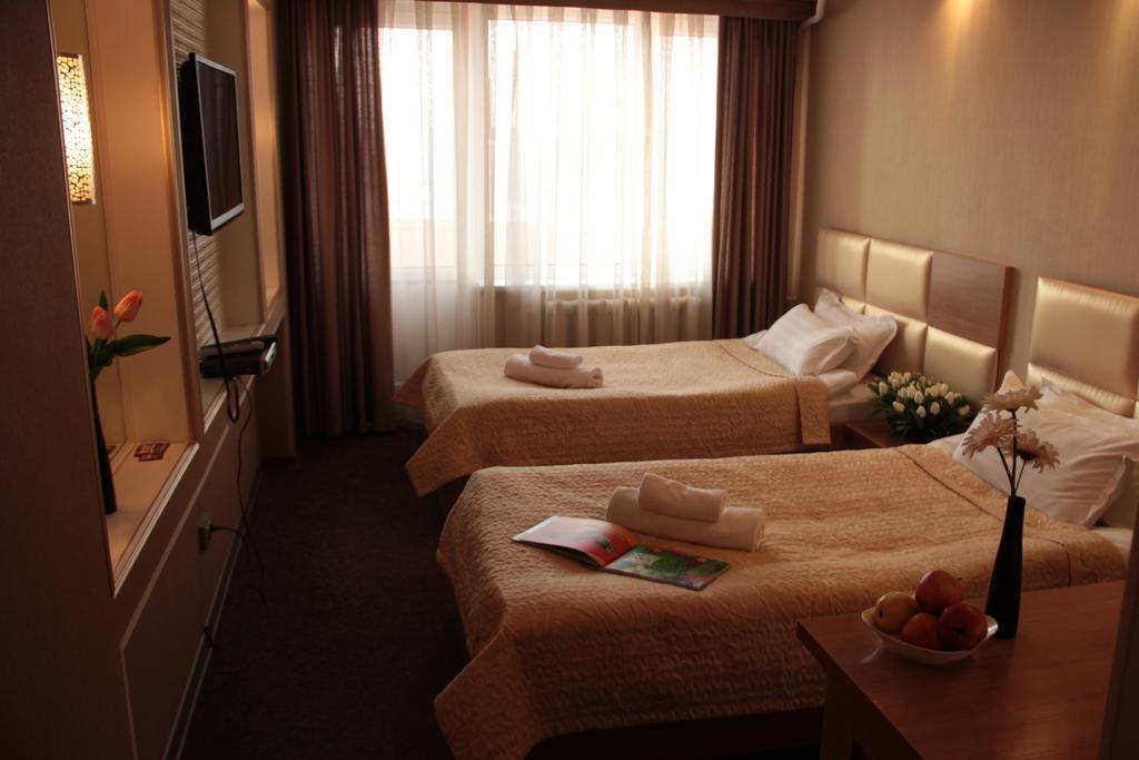 Hotel Dostuk Biškek Exteriér fotografie