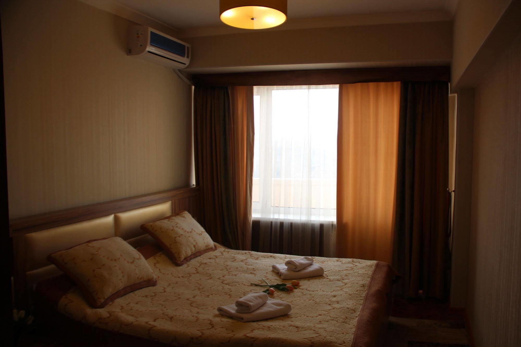 Hotel Dostuk Biškek Exteriér fotografie